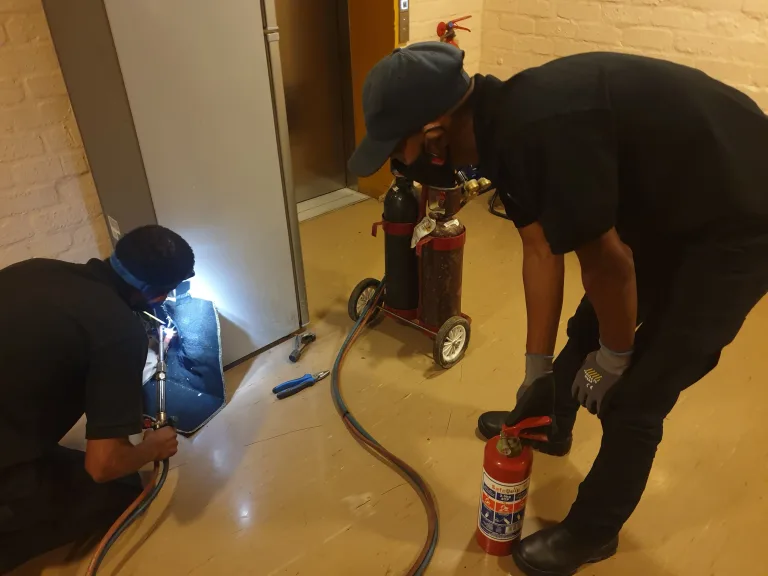 Top 5 Signs Your Fridge Needs Repair – Advice from a Southern Suburbs Technician